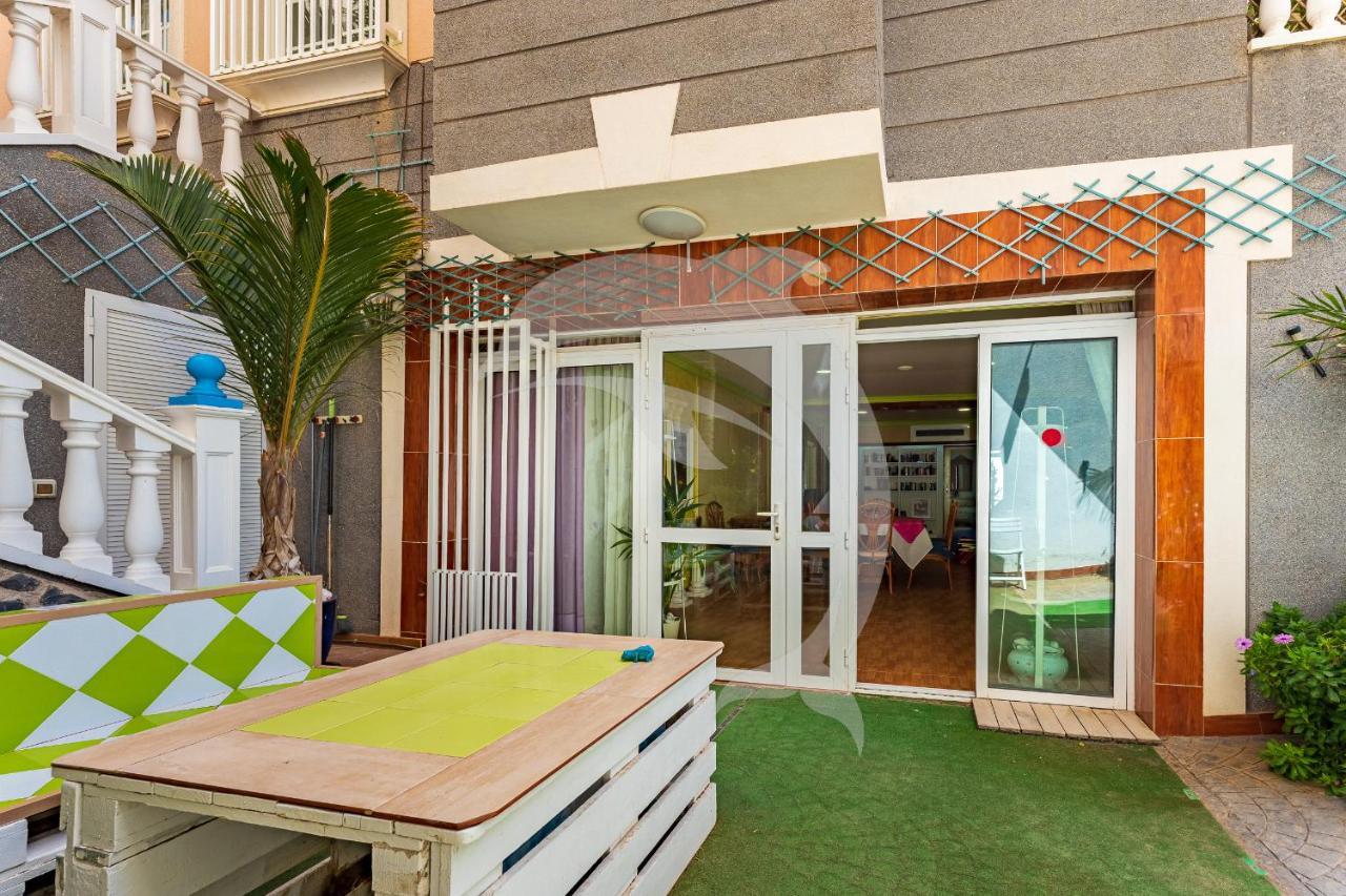 Apartamentos Los Delfines El Medano  Exterior photo