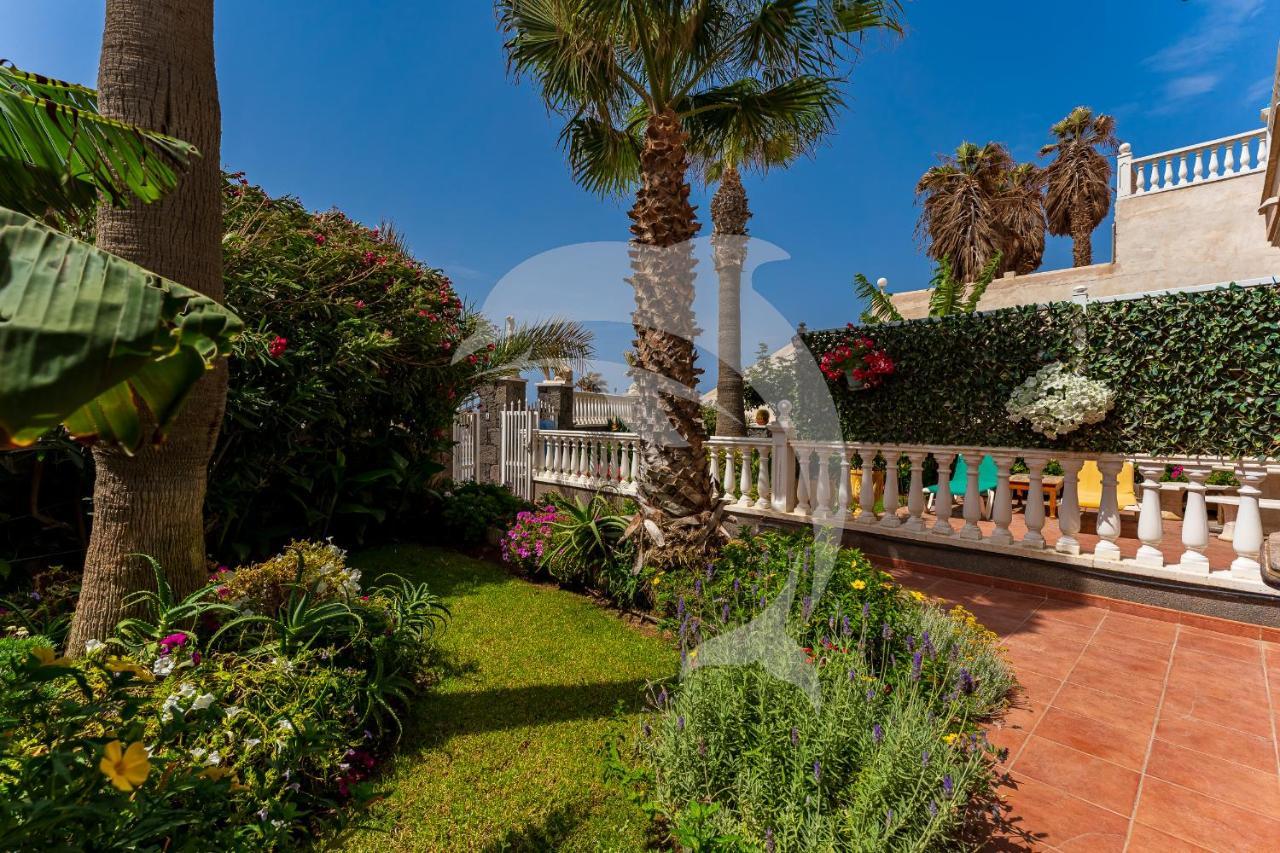 Apartamentos Los Delfines El Medano  Exterior photo